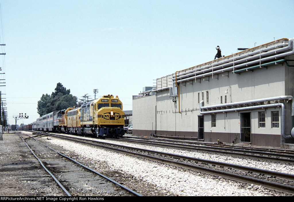 ATSF 5998, UP 951, SP 3201, and AMTK 240